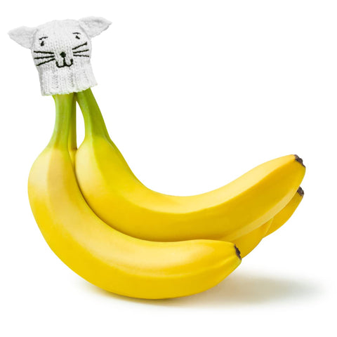 Nana Hats - Keep Bananas Fresher - BPA-Free Silicone Cap With Magnet (Cat)